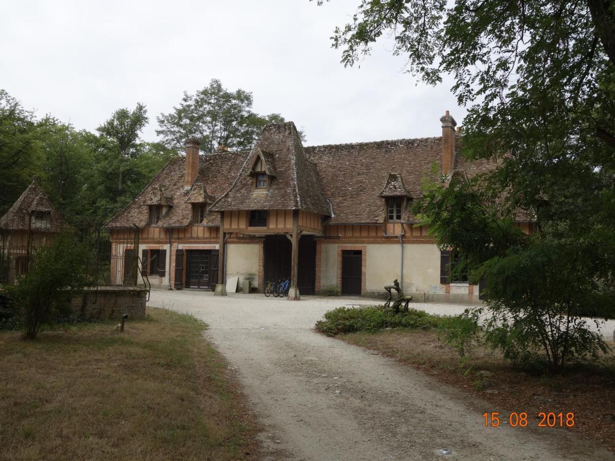 Les Gites Du Mont Suzey Yvoy-le-Marron Exterior photo